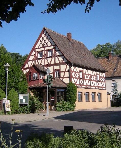 Büttelhaus vom Marktplatz aus 