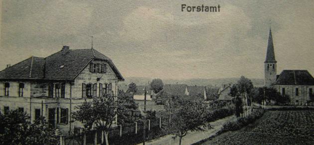 Forsthaus mit Kirche